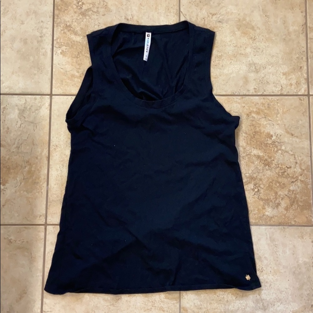 ⭐️5/$20⭐️ workout top